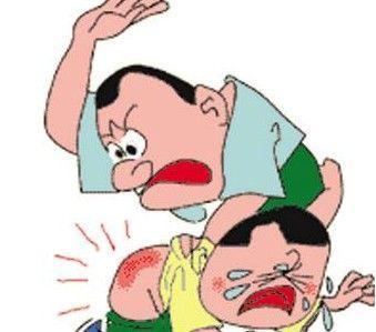 小孩子被家长打屁股简笔画
