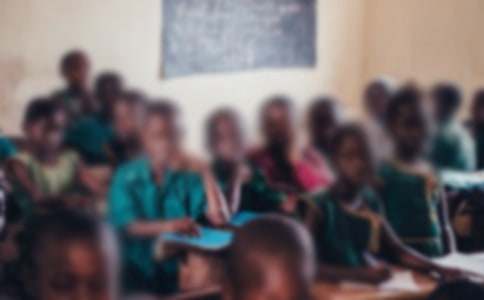 关爱农村留守儿童方案