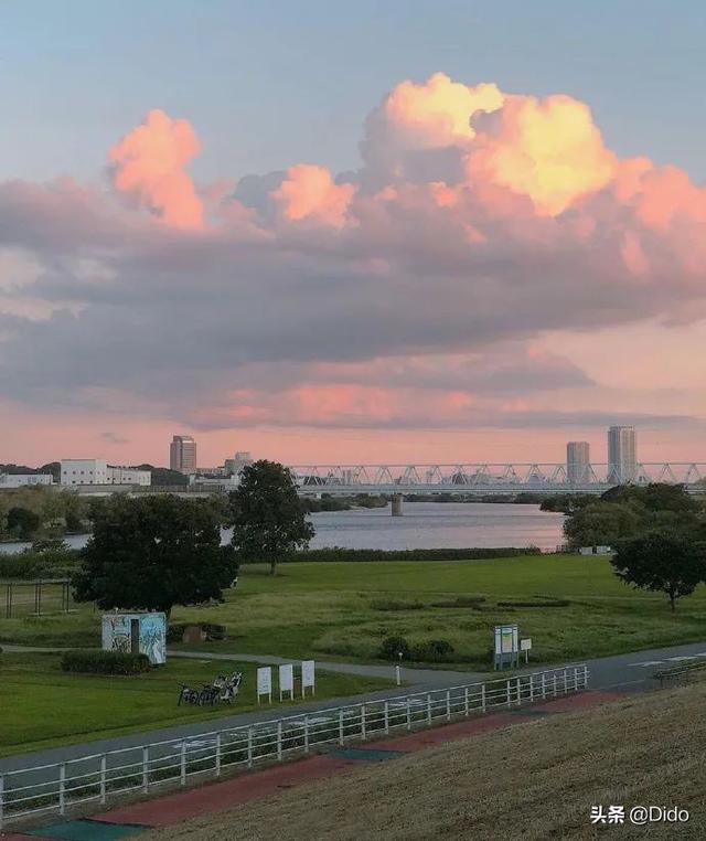 足球励志文案爱情(小孩踢足球的简短说说) 足球励志文案爱情(小孩踢足球的简短说说)
