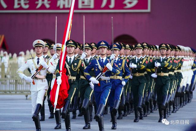 升旗仪式文案励志语录(升旗仪式推文文案) 升旗仪式文案励志语录(升旗仪式推文文案)