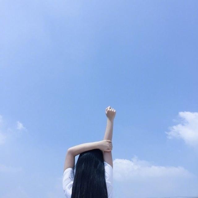 青春奋斗的句子，激励人心，越读越给力！