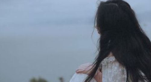 爱情感叹悲伤的句子 一些伤心的爱情语录