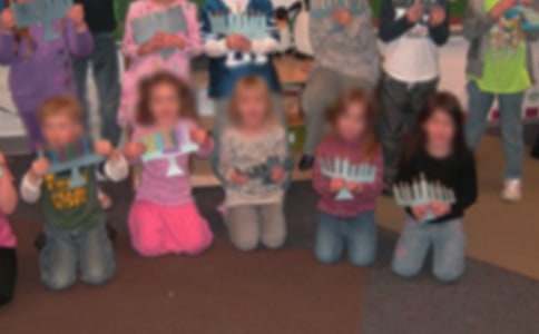 幼儿园中班保育员工作总结(汇编15篇)