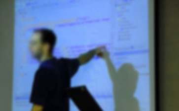 中学学生报告册教师评语