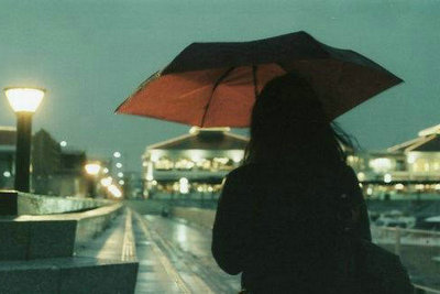 生活不为任何人停留，你的生活只有现在