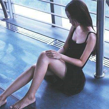 孤独伤感的句子图片