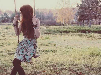 爱情没有谁对谁错 只能怪自己傻