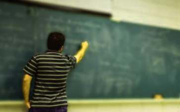 班主任对小学生学期评语