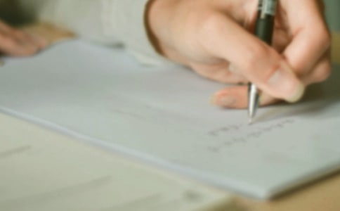 关于嘲笑的作文600字3篇