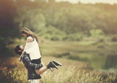 爱情的句子简短图片大全