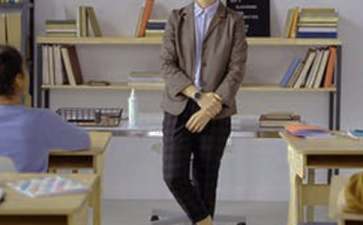 三年级学生班主任评语