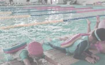 初一暑假游泳周记400字