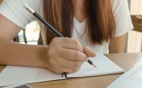 采用托物言志的作文600字