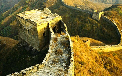 观雄伟的`万里长城小学作文