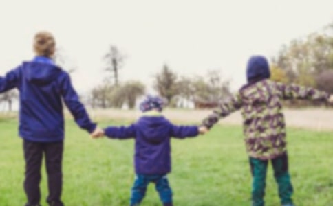 乐于助人的大哥哥作文