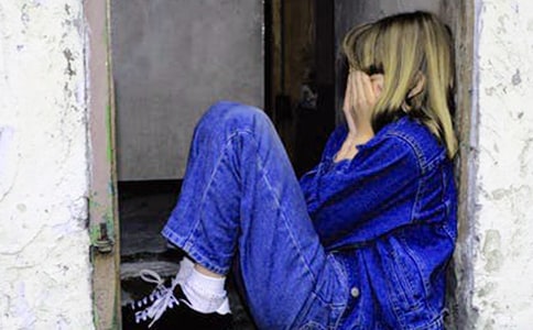 90后,正在哭泣初二作文