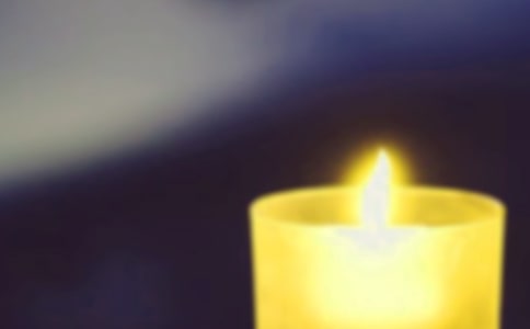 点燃蜡烛的火柴五年级作文