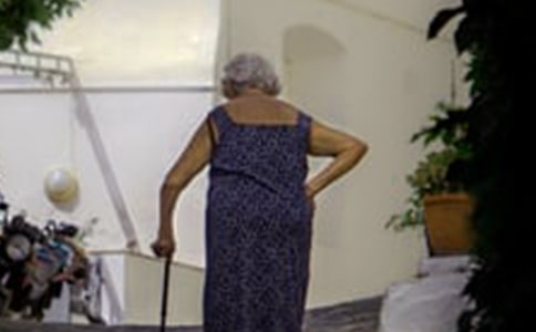 土气的婆婆初三作文1000字