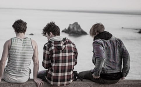 学习英雄少年,做坚强的孩子五年级作文