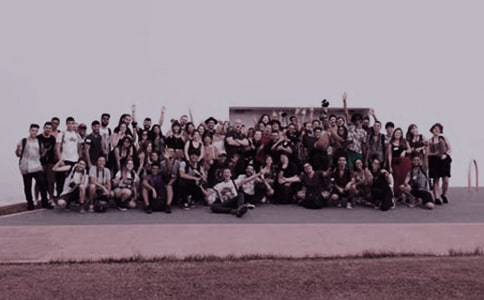 学校社团尤如春天的百花作文