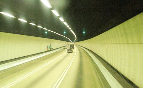 时光隧道初中作文