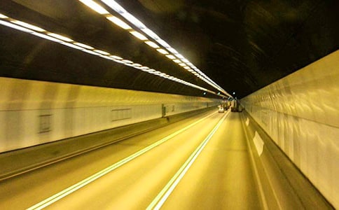 穿越时光隧道的卖炭翁作文600字