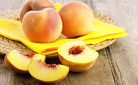 阿狸和桃子六年级作文