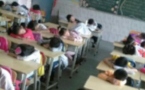 发生在午休时间的一件事作文200字