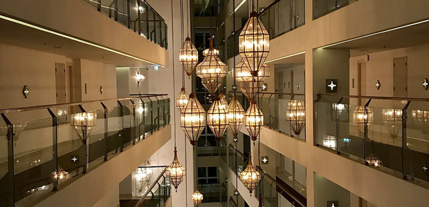 在你最无助的时候，你会看透很多人