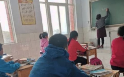 新学期开始了小学英语作文