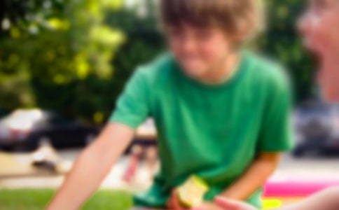 笔筒三兄弟初二作文400字