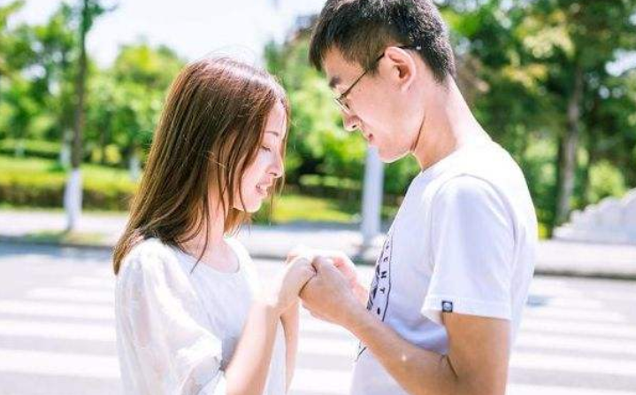 给女朋友动情的话 给女朋友感动的话....