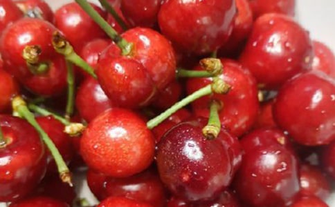 摘樱桃三年级写事作文