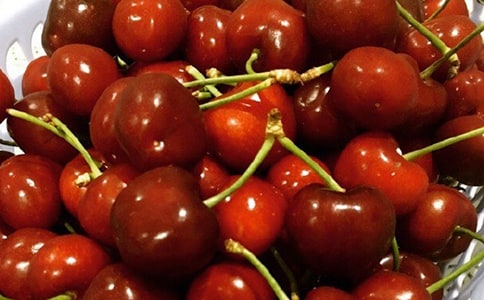 又是樱桃红枝时初一作文