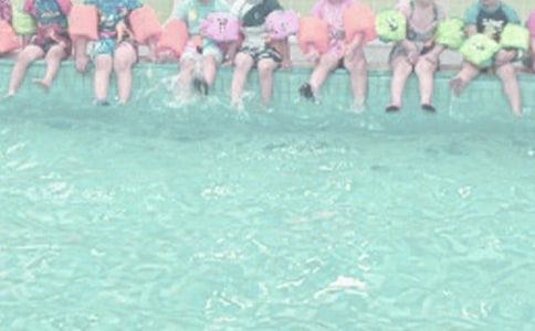 海边游泳二年级作文