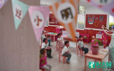 【精选】幼儿园老师的辞职报告3篇