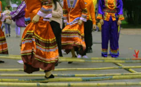 壮族的民风民俗作文