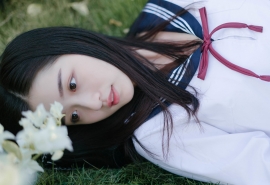 杜月笙晚年落寞去借钱，此人一句话没问就说：要多少杜先生自己填