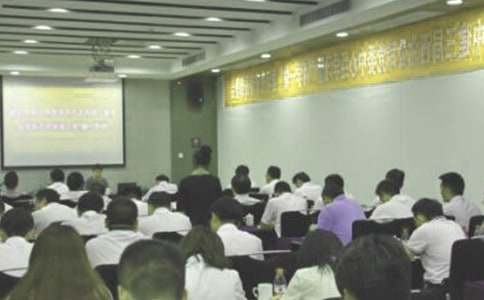 小学竞聘校长演讲稿范文