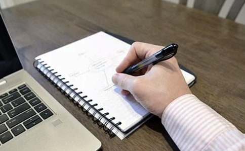 表妹作文（通用90篇）