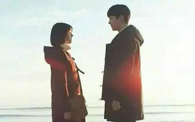 爱情不应该是因为害怕寂寞，孤单害怕被孤立而去爱