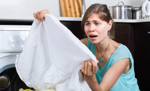 衣服沾上车厘子汁的清洗法 陈旧衣服红酒渍应对办法