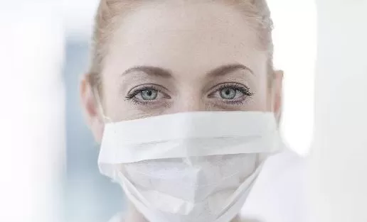 冬季戴口罩的三个注意事项