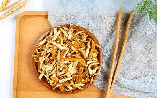 吃橘子别扔皮 橘子皮能预防晕车